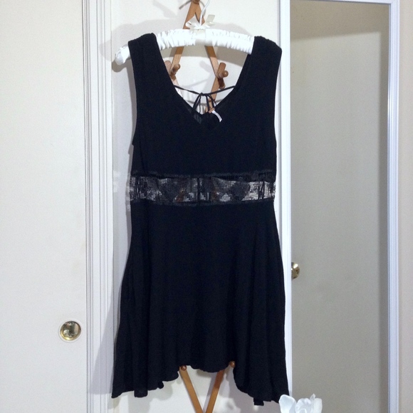 Free People Dresses & Skirts - FREE PEOPLE Black Sleeveless Dress Size Medium